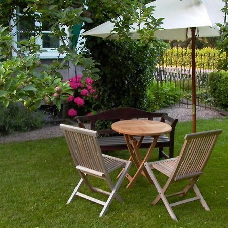 Altes Landhaus Am Park Ксантен Экстерьер фото